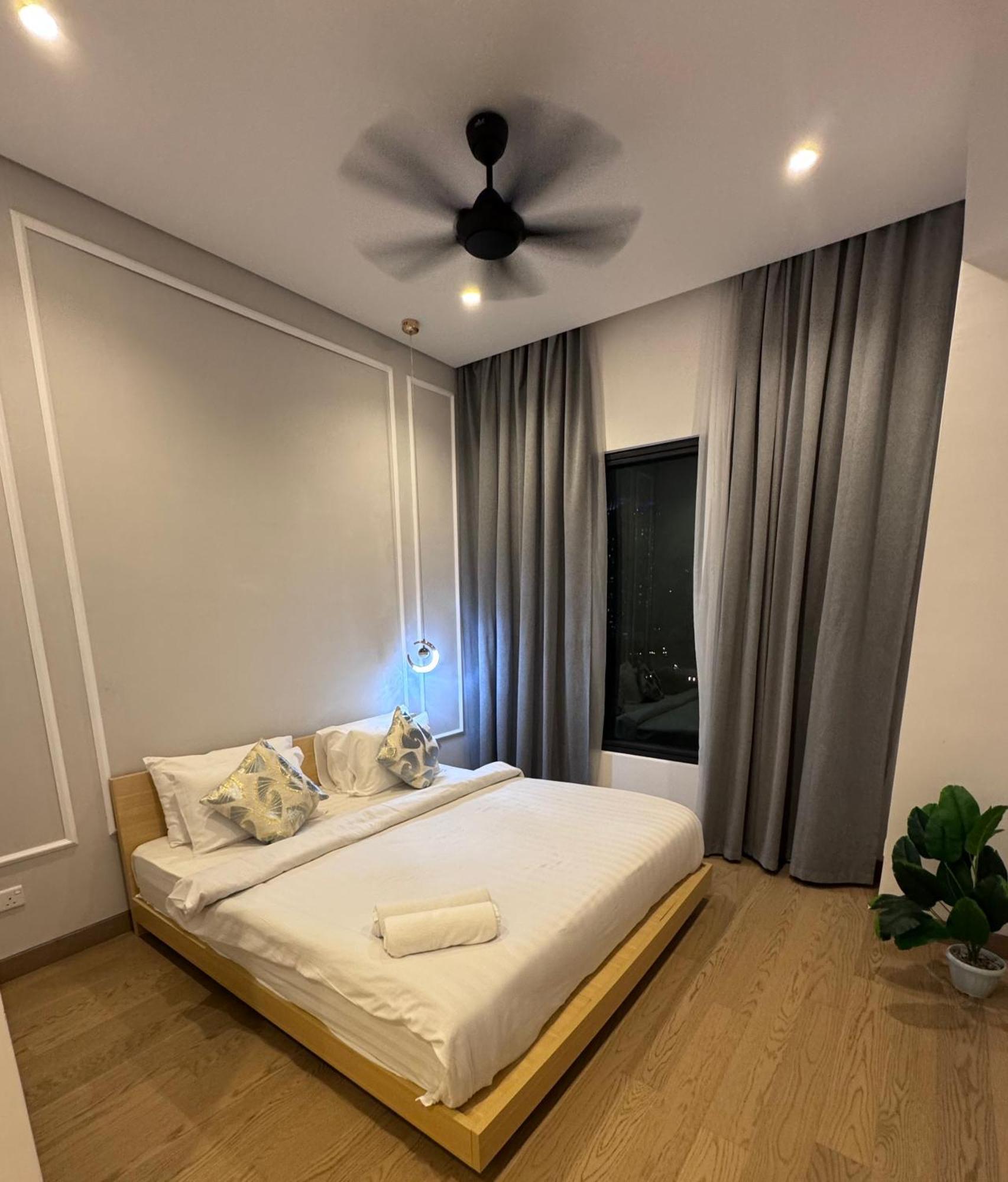 Infinity Pool Suite Bukit Bintang Lalaport Bbcc Kuala Lumpur Exterior foto